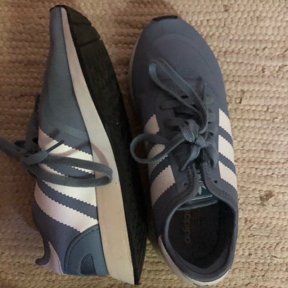 Adidas sneakers - Picture 4 of 4